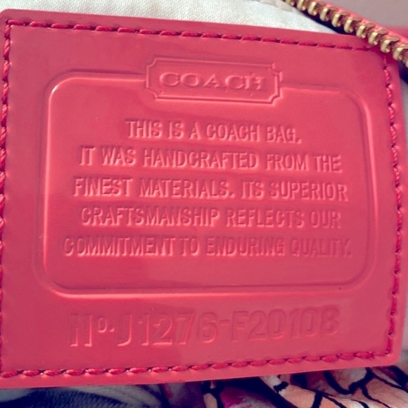 Coach Liquid Leather Daisy Poppy - Picture 15 of 15